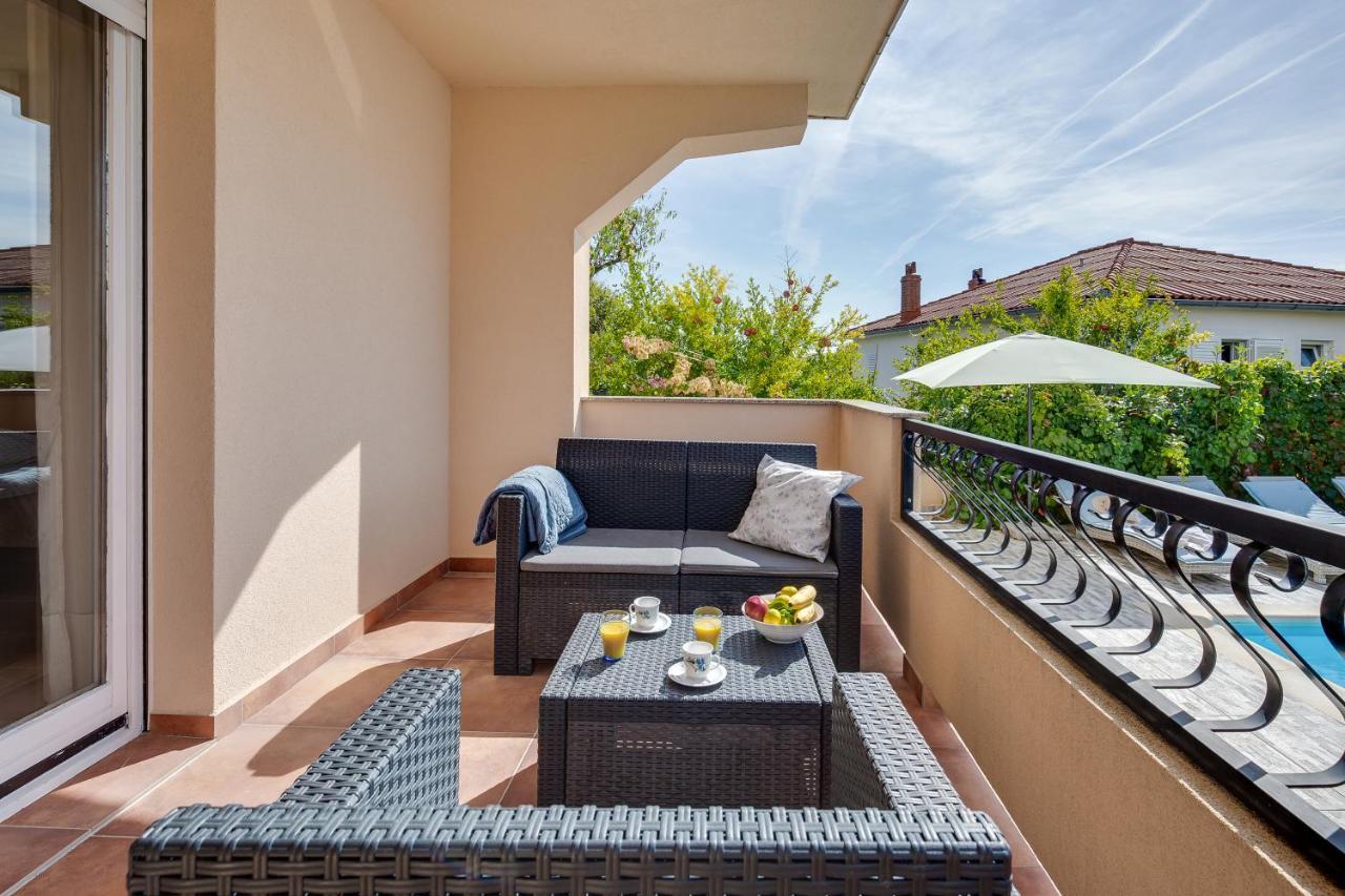 Juric Apartments-Rab Palit Ngoại thất bức ảnh