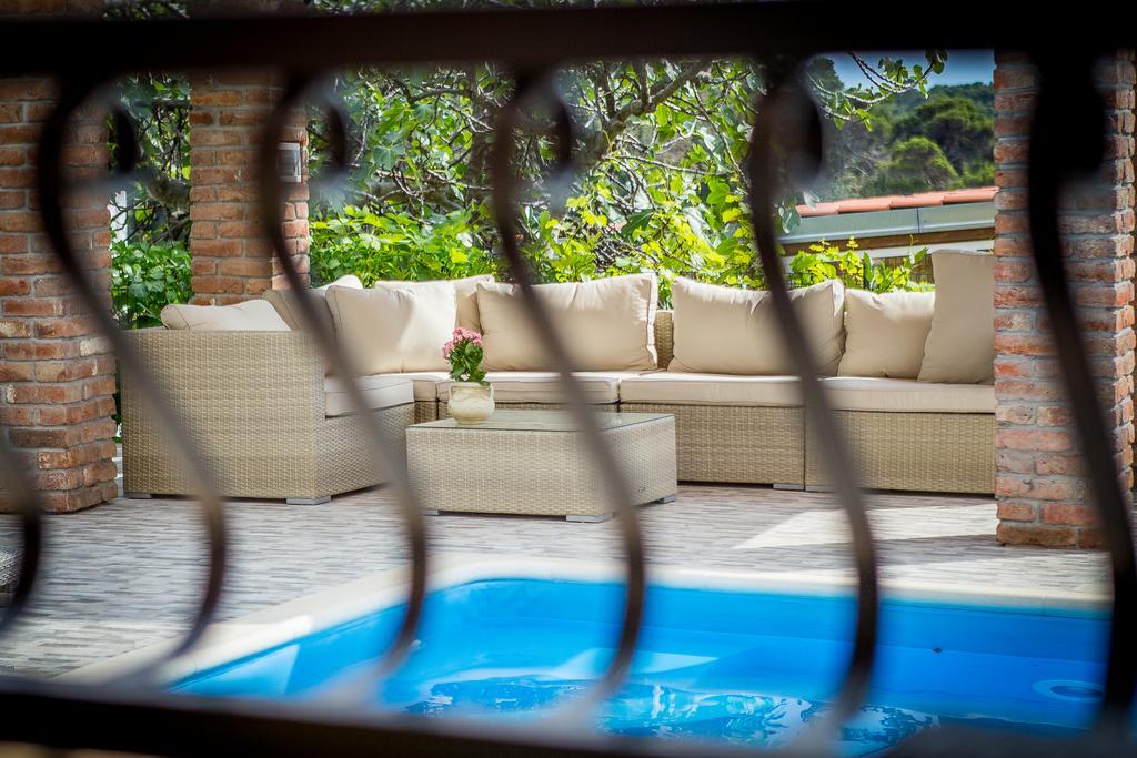 Juric Apartments-Rab Palit Ngoại thất bức ảnh